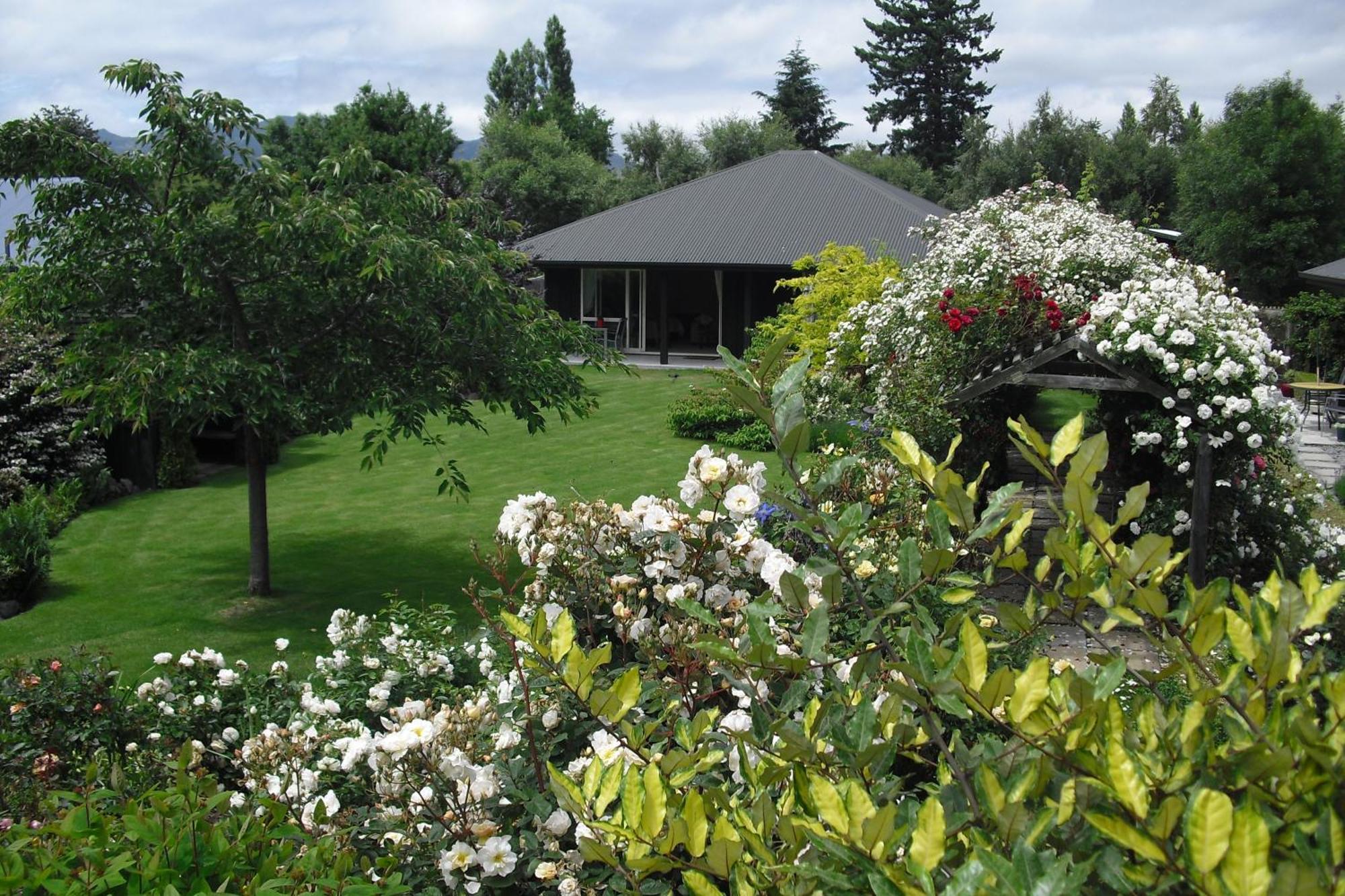 Bed and Breakfast Marchmont Gardens Ханмер-Спрингс Экстерьер фото