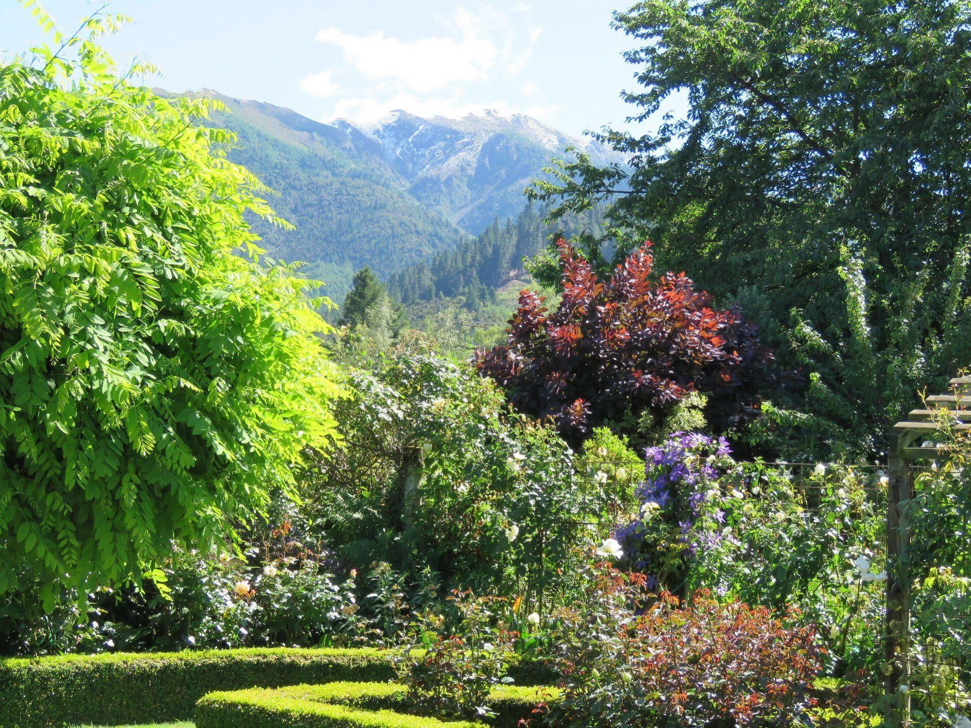 Bed and Breakfast Marchmont Gardens Ханмер-Спрингс Экстерьер фото